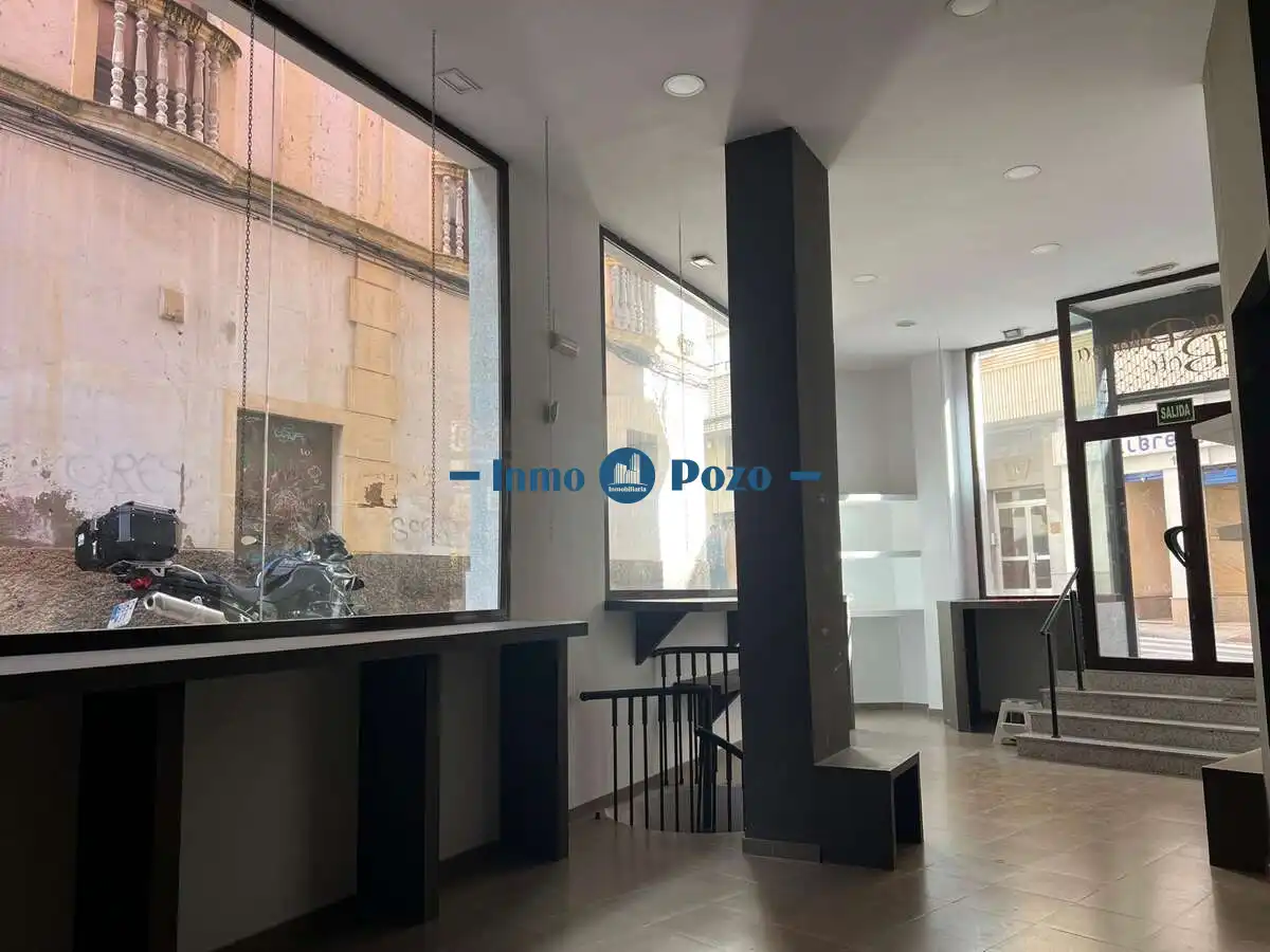Local comercial en venda a Almendralejo, imagen 5