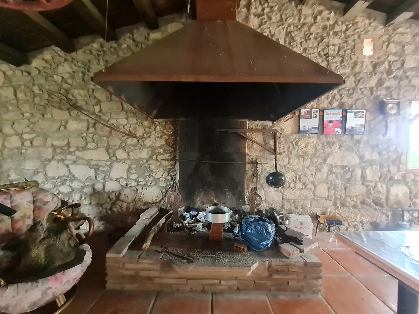 Country homes for sale in Olvan