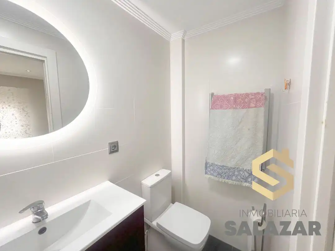 Bany de Apartament de lloguer en Bilbao  amb Calefacció i Balcó