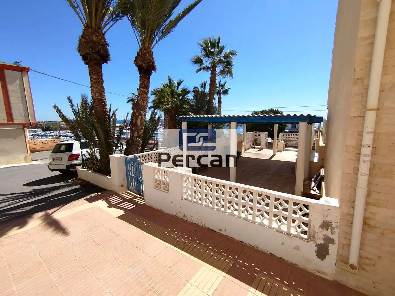 Vista exterior de Residencial en venta en El Campello