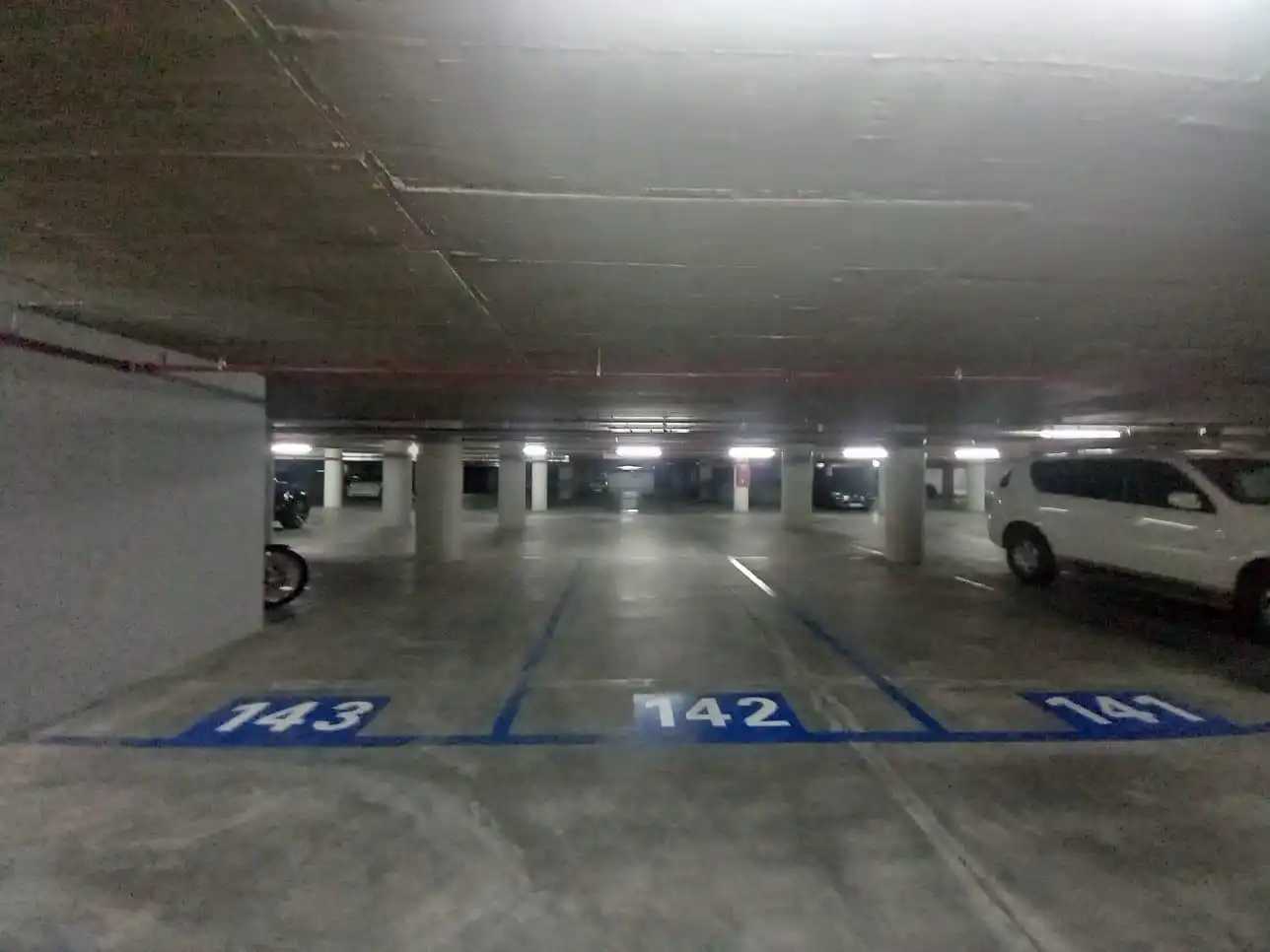Parkplatz zur Miete in Avenida Edificio Tomás Guillén, imagen 3