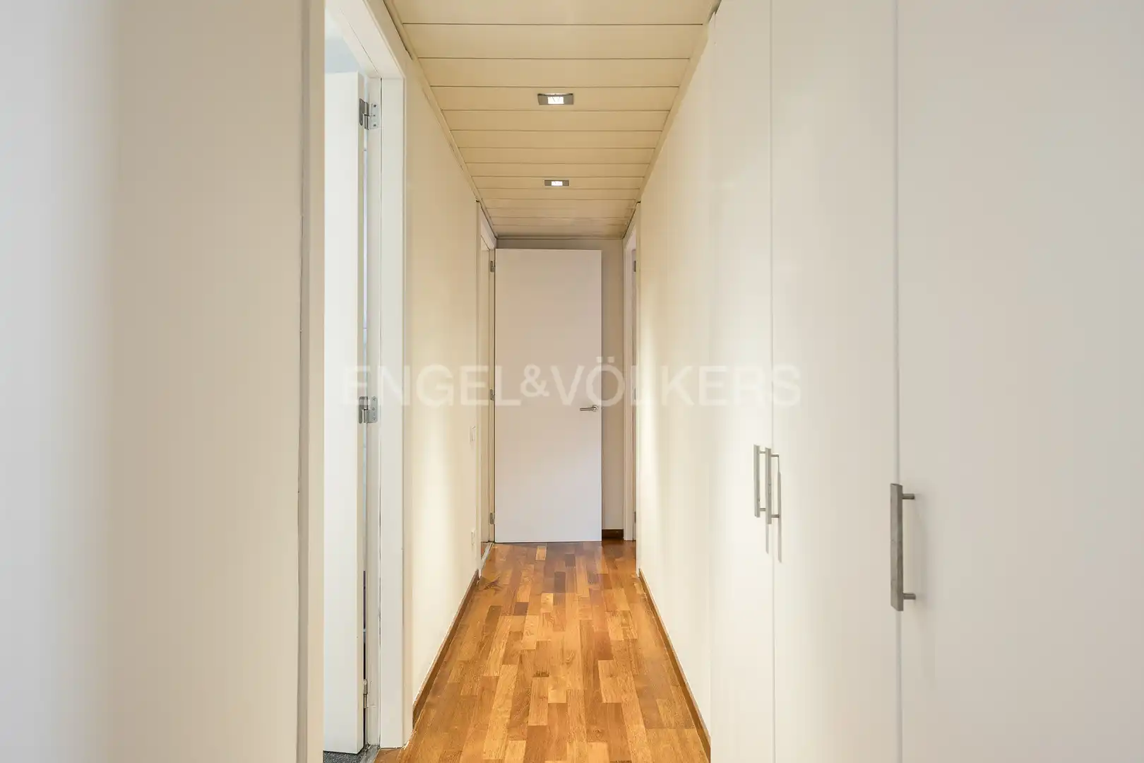 Piso de alquiler en Barcelona con Aire acondicionado, Calefacción y Jardín privado