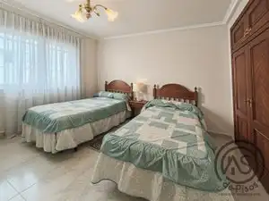 Dormitori de Casa o xalet en venda en La Puebla de Híjar amb Aire condicionat, Calefacció i Jardí privat