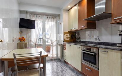 Kitchen of Flat for sale in Beasain  with Heating, Terrace and Furnished