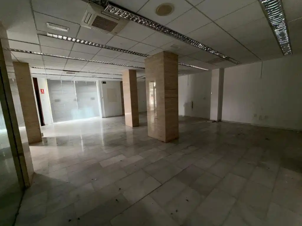 Locale commerciale in vendita a Calle Eugenio Gross 20, imagen 5