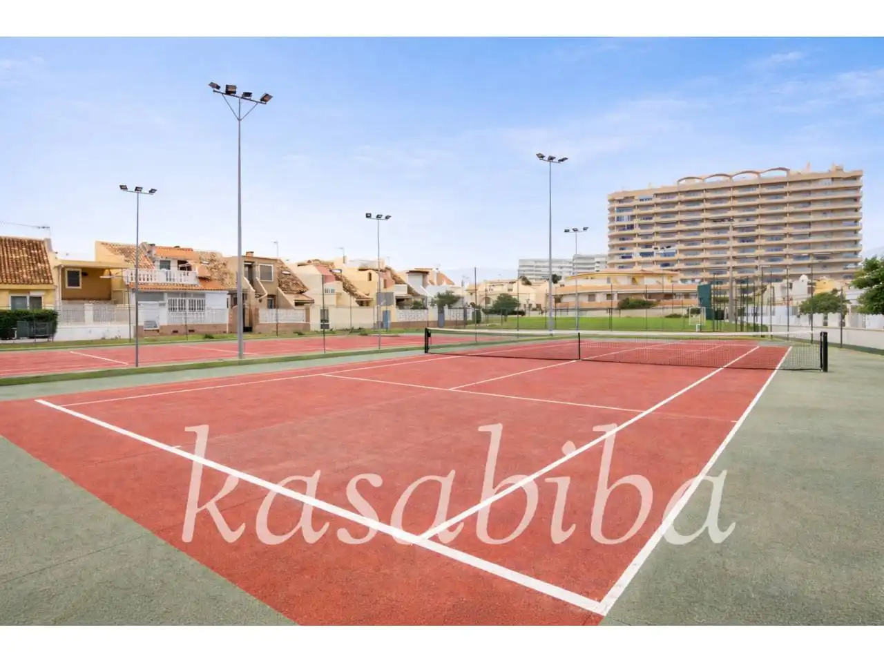 Vista exterior de Casa adosada en venta en Tavernes de la Valldigna con Terraza y Piscina comunitaria