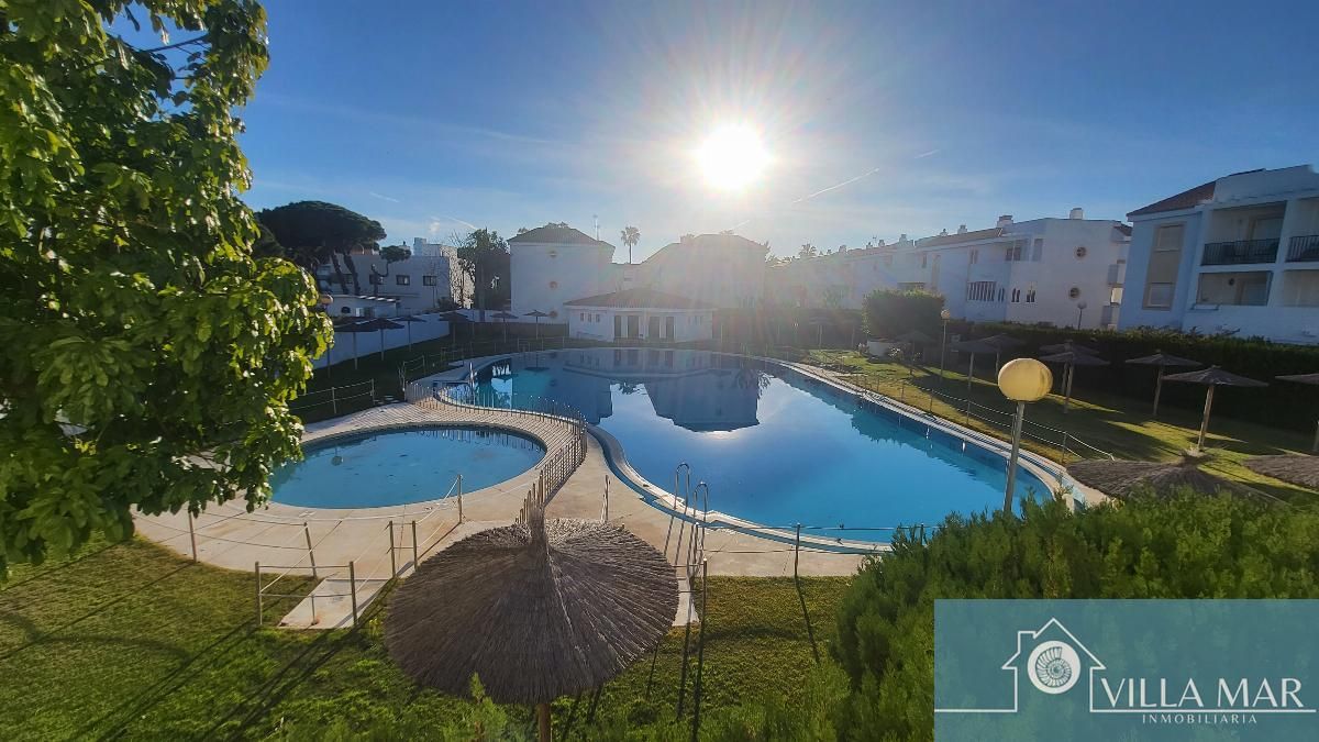 Swimming pool of Flat for sale in Rota  with Terrace and Community pool