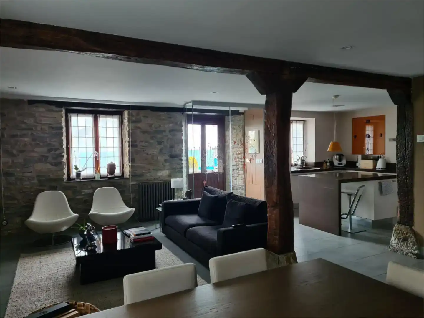Sala d'estar de Casa o xalet en venda en Vitoria - Gasteiz amb Piscina