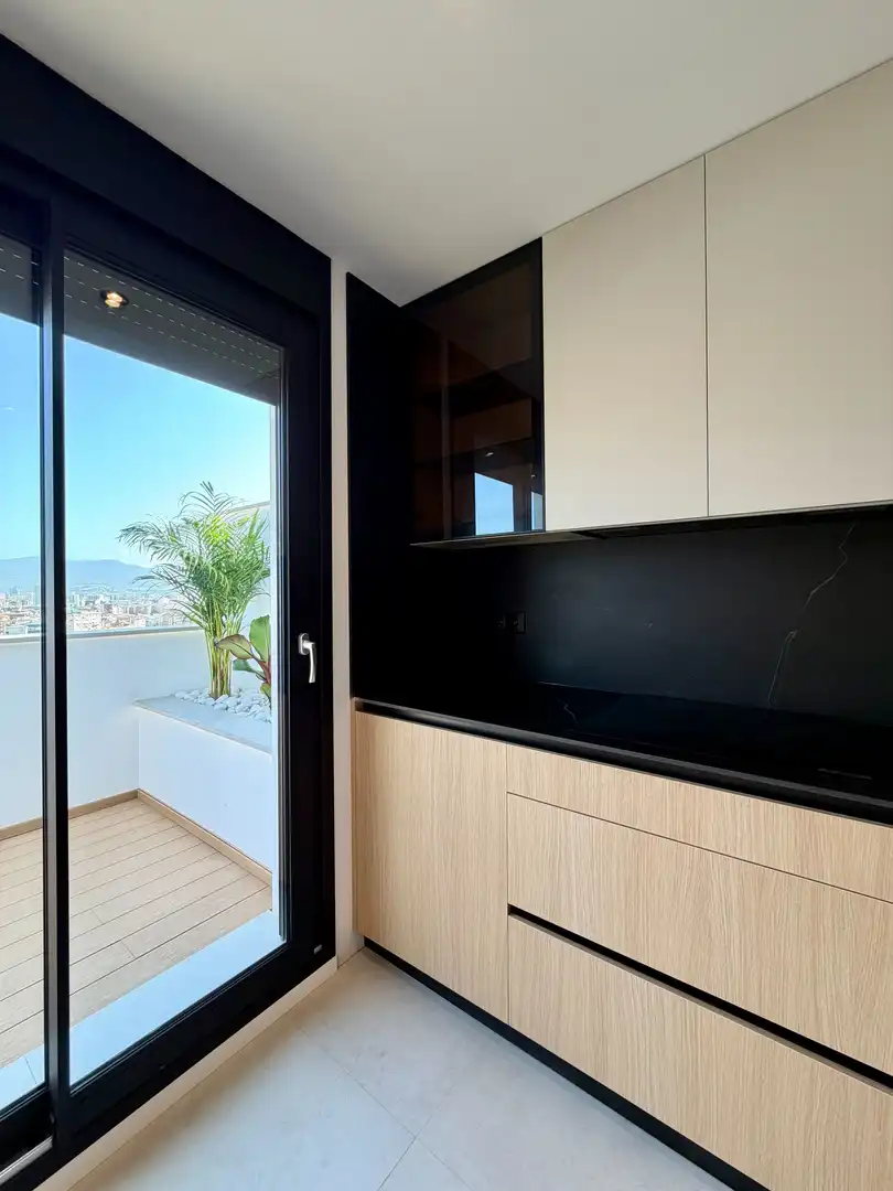 Cocina de Ático en venta en Málaga con Aire acondicionado, Calefacción y Jardín privado