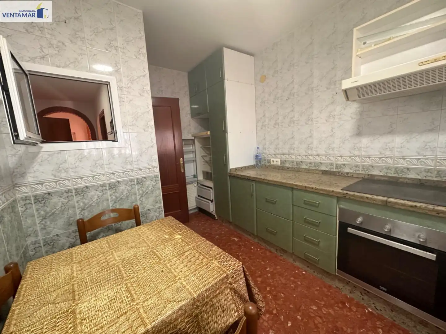 Cocina de Casa o chalet en venta en San Roque con Aire acondicionado, Calefacción y Jardín privado