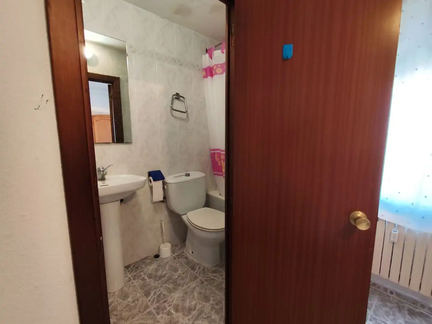 Badezimmer von Wohnung zur Miete in  Zaragoza Capital mit Balkon