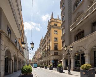 Vista exterior de Pis en venda en  Granada Capital amb Aire condicionat, Calefacció i Terrassa