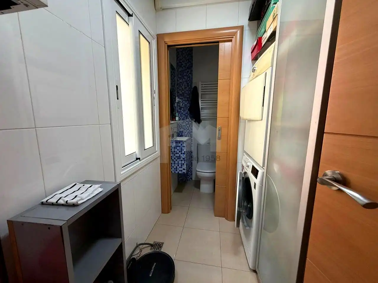 Bathroom of Flat for sale in Barcelona  with Air Conditioner and Balcony