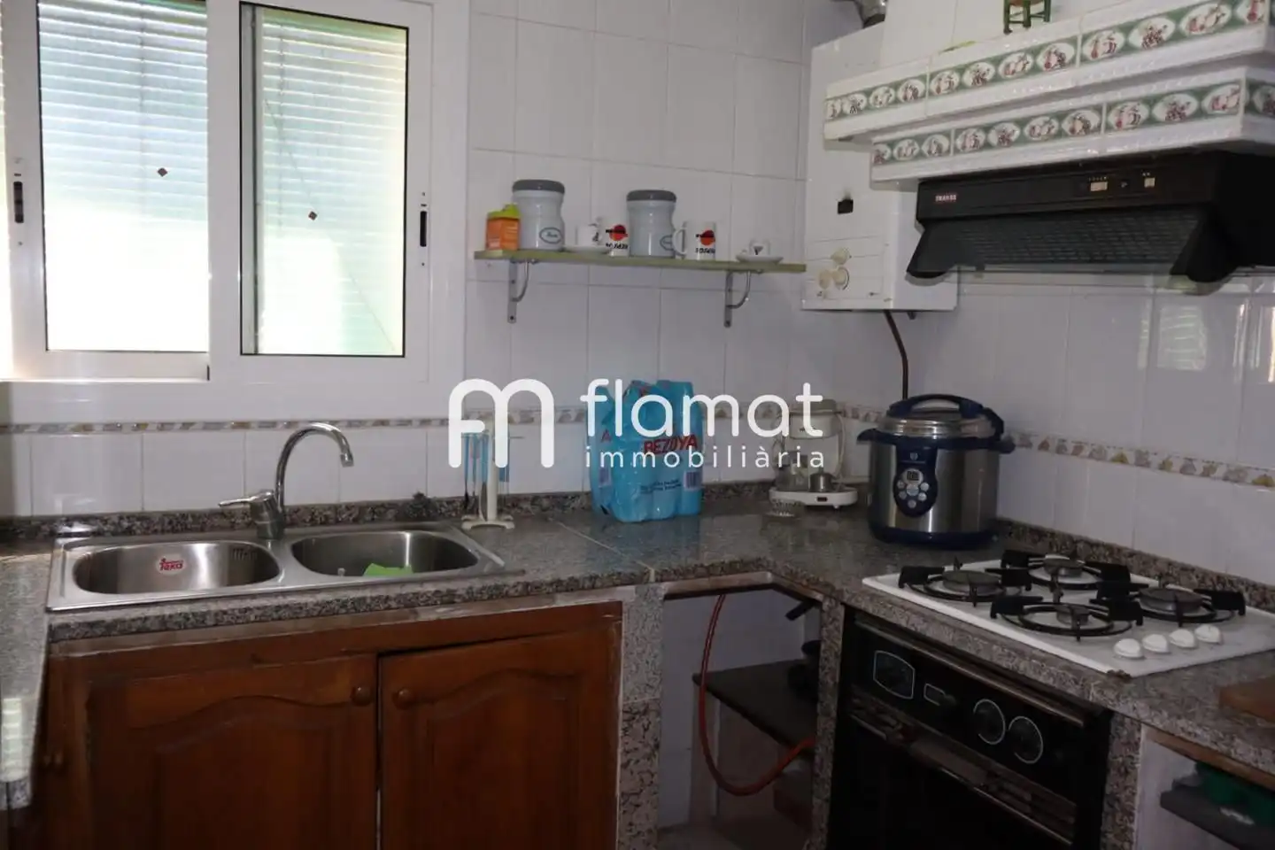 Cuina de Casa o xalet en venda en Massanes amb Jardí privat i Terrassa