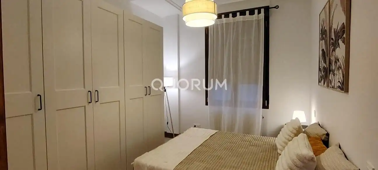 Habitación de Piso de alquiler en Bilbao  con Calefacción y Amueblado