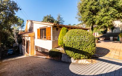 Exterior view of House or chalet for sale in L'Ametlla del Vallès  with Air Conditioner, Heating and Storage room