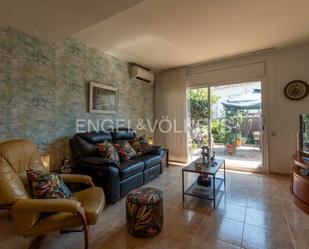 Living room of Single-family semi-detached for sale in Sarrià de Ter  with Balcony