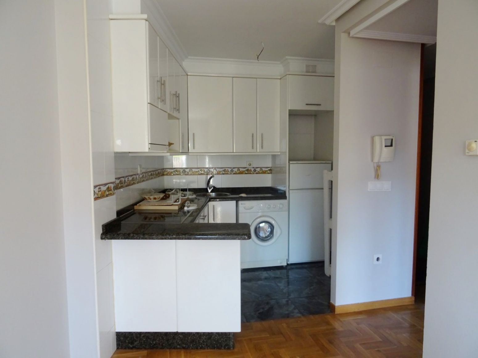 Kitchen of Flat to rent in Siero  with Heating, Private garden and Parquet flooring