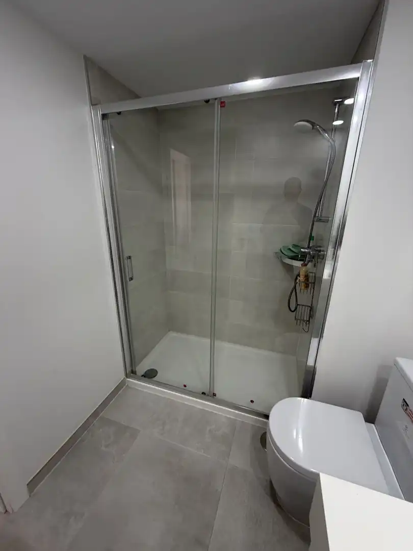 Apartamento con piscina en venta en Arroyo de la Miel, imagen 17
