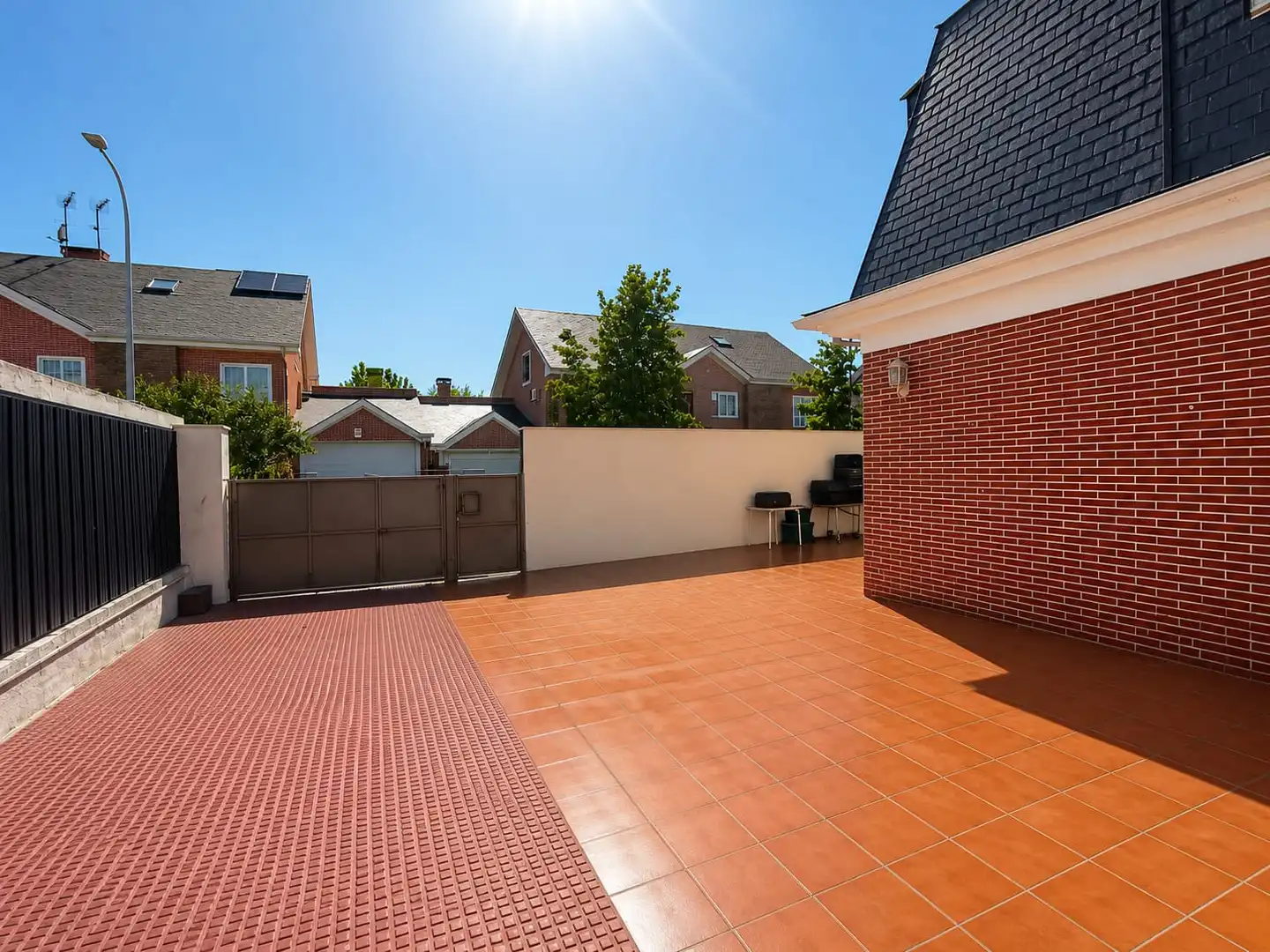Terrassa de Casa adosada en venda en Illescas amb Aire condicionat, Calefacció i Jardí privat