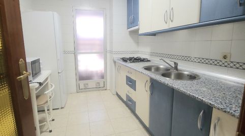 Foto 3 de Piso de alquiler en Joaquina Eguaras, Granada Capital