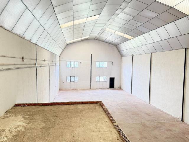 Nave industrial en Alquiler en Peru en Griñón