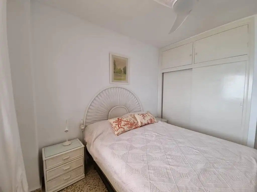 Flat with pool to rent in Playa de los Boliches, imagen 12