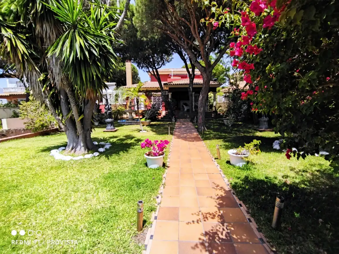 Villa con terrazza in affitto a Avenida de la Barrosa 11, imagen 49