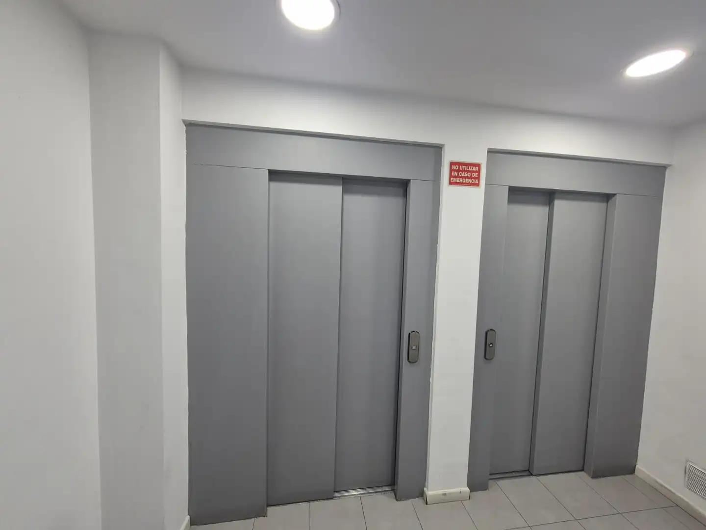 Piso en venta en Paseo de los Olmos, Acacias