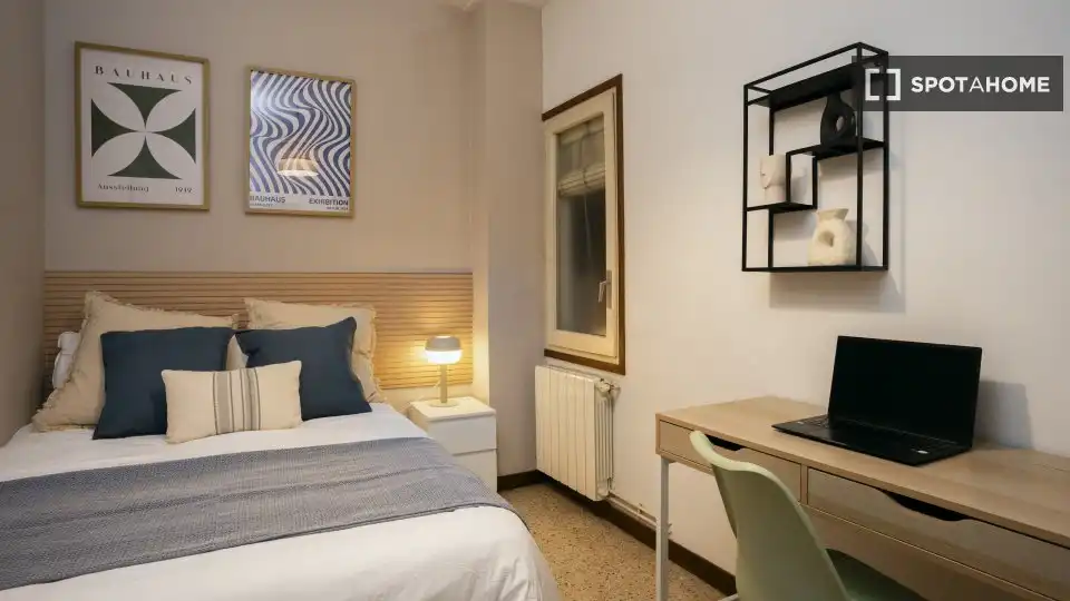 Room in Dreta de l'Eixample
