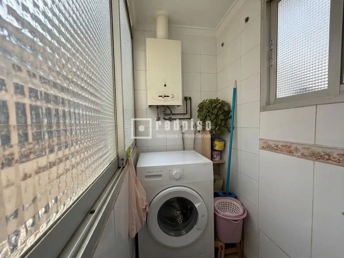 Habitación de Piso en venta en Málaga con Aire acondicionado