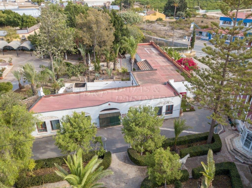 Exterior view of Industrial buildings for sale in Los Montesinos