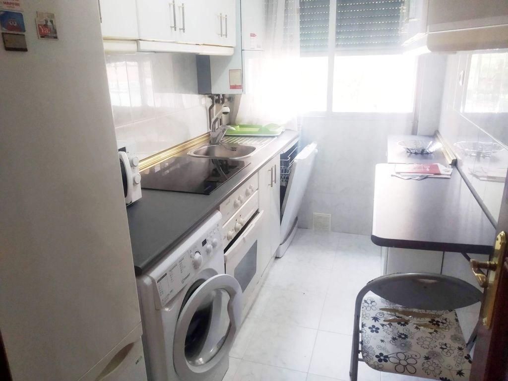 Kitchen of Planta baja for sale in  Madrid Capital  with Heating and Storage room