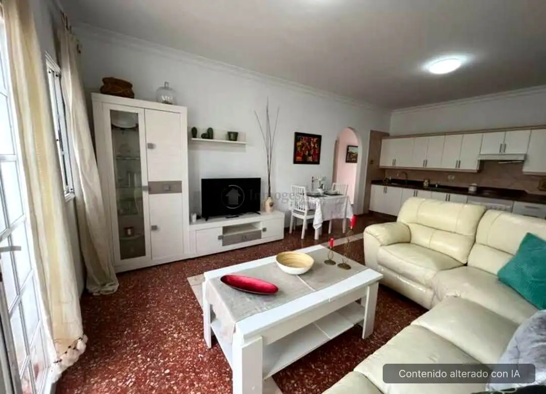Sala de estar de Piso de alquiler en Arona con Amueblado, Balcón y Internet