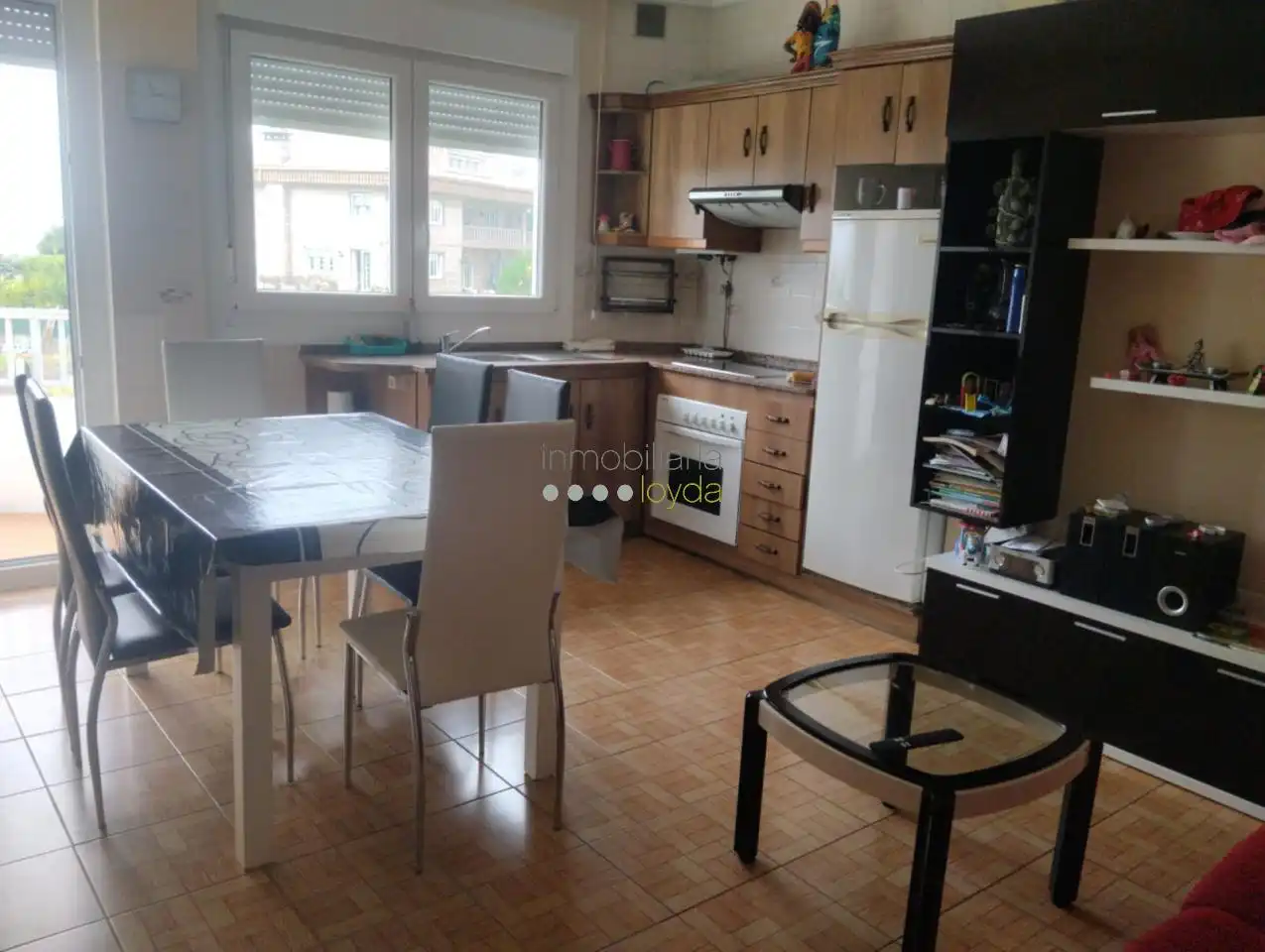 Cocina de Piso de alquiler en Cangas  con Calefacción, Terraza y Trastero