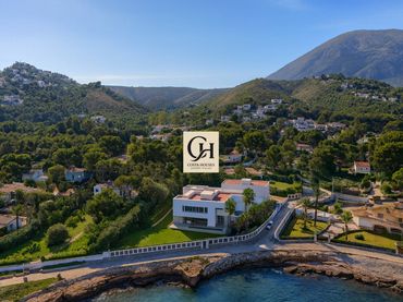 Xalet amb piscina en venda a Las Rotas / Les Rotes