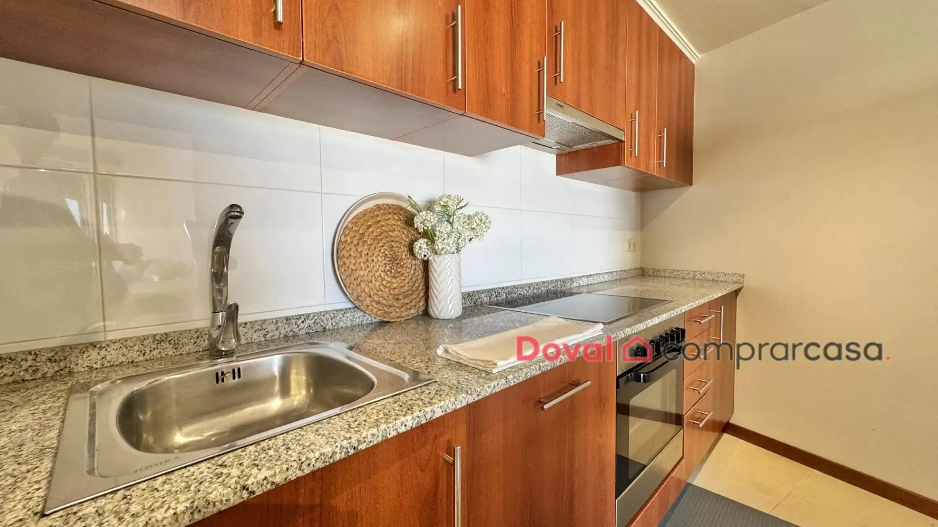 Kitchen of Flat for sale in Vigo   with Heating and Storage room