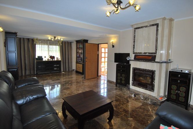 Sala d'estar de Casa o xalet en venda en El Campello amb Aire condicionat, Calefacció i Jardí privat