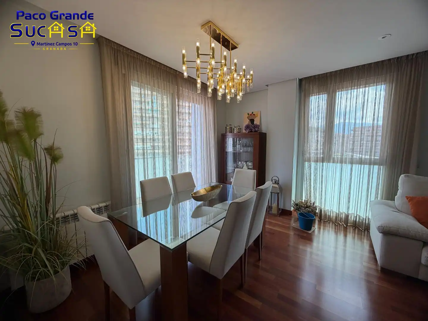 Dining room of Flat for rent in Granada  with Air Conditioner, Heating and Parquet flooring