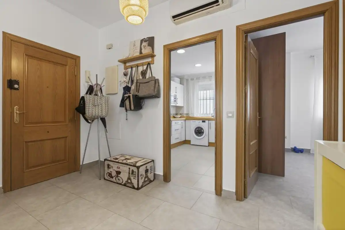 Flat for sale in Alcalá de Guadaira  with Air Conditioner, Heating and Furnished