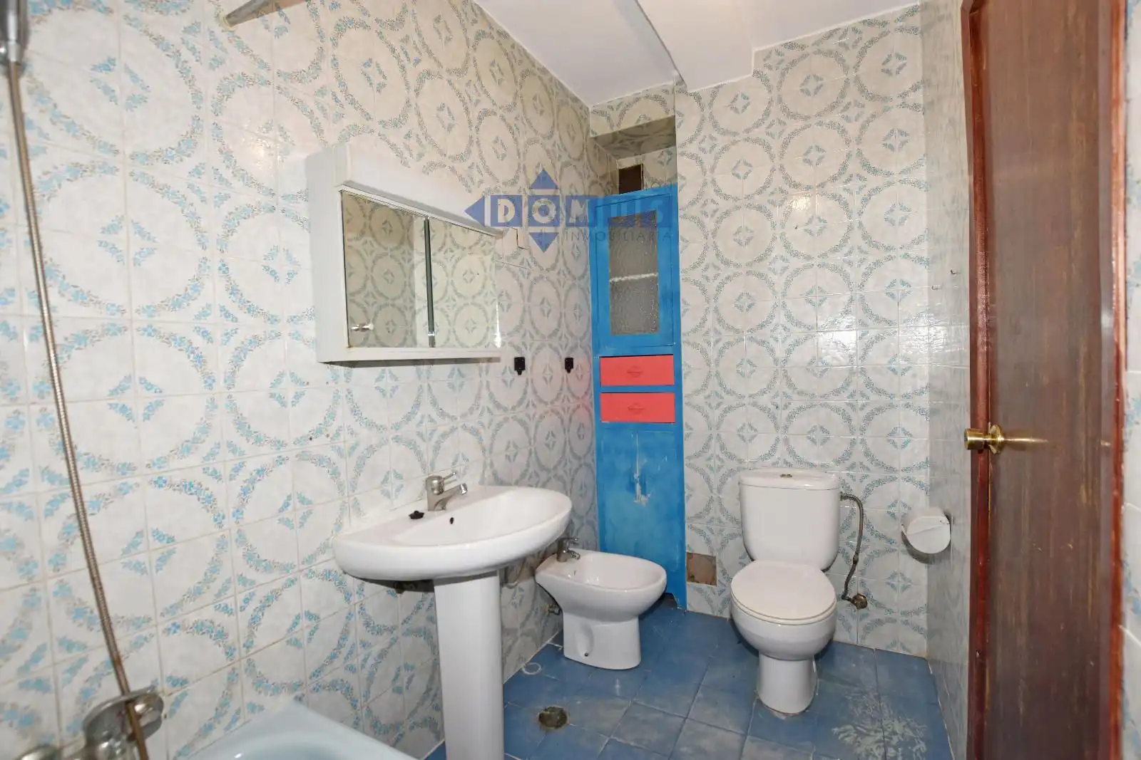Bathroom of Flat for sale in Ronda  with Terrace and Storage room