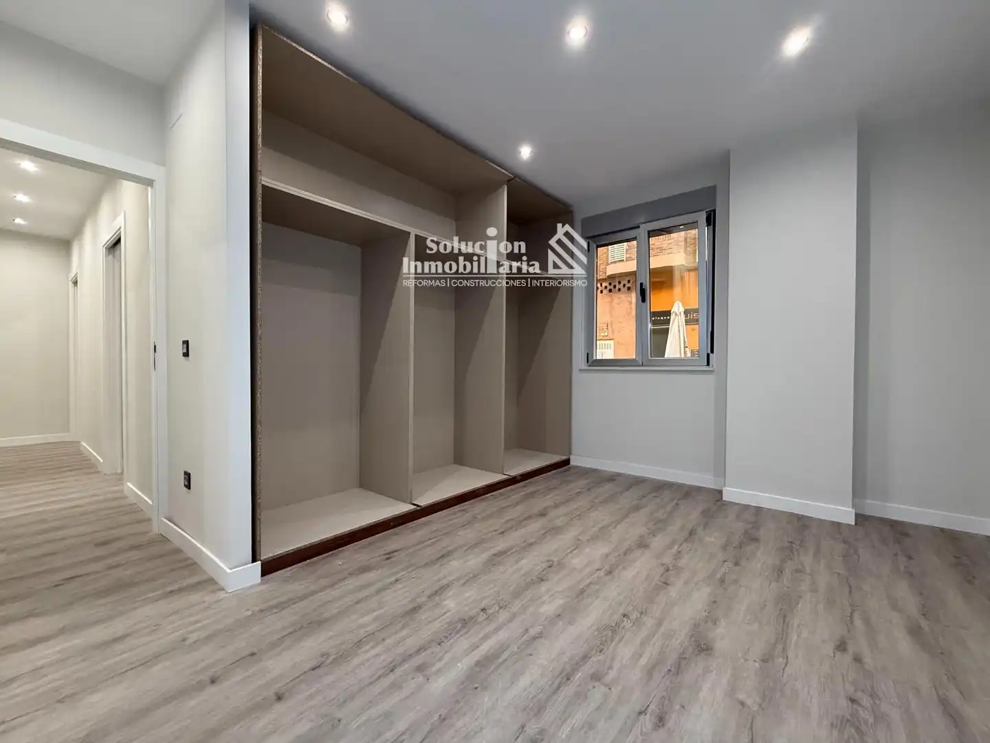 Habitación de Apartamento en venta en Salamanca con Aire acondicionado, Calefacción y Trastero