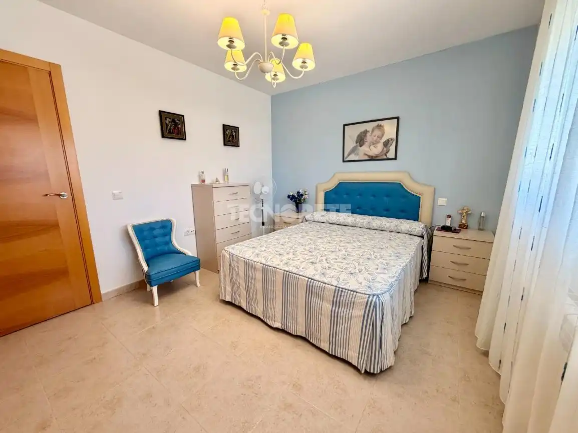 Habitación de Casa adosada en venta en Illescas