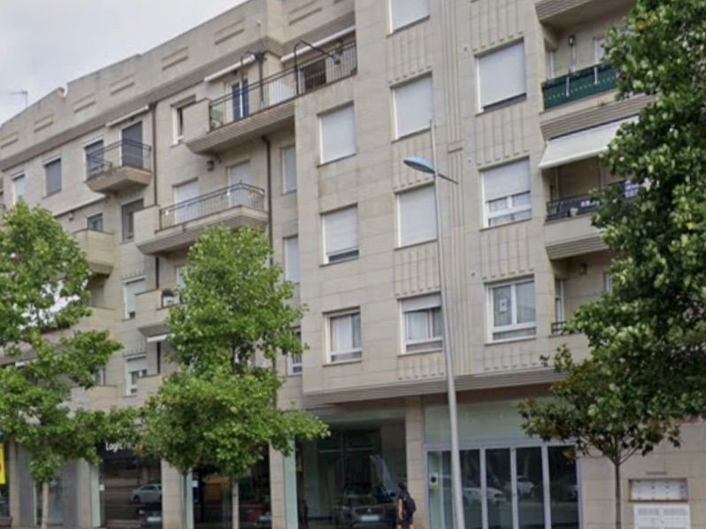 Vista exterior de Garatge en venda en  Logroño