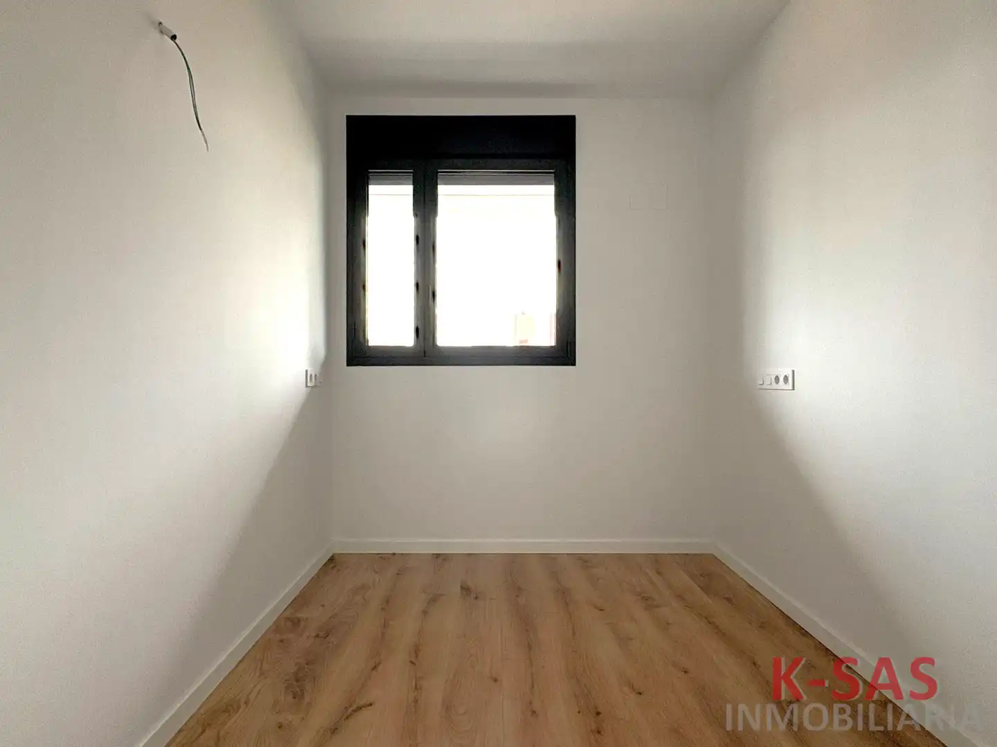 Dormitori de Pis de lloguer en Esplugues de Llobregat amb Aire condicionat, Parquet i Terrassa