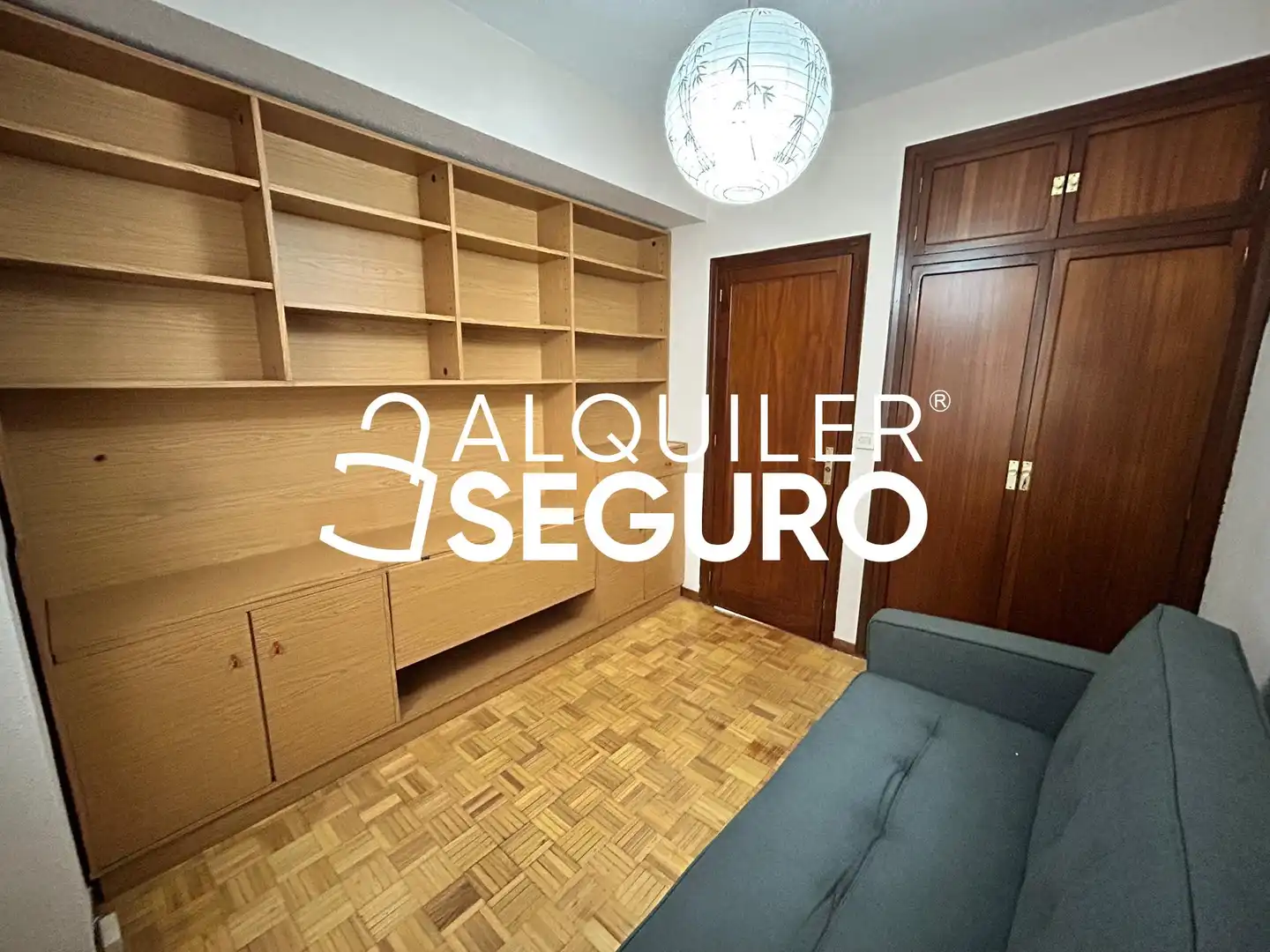 Habitación de Piso de alquiler en Madrid con Aire acondicionado, Calefacción y Amueblado