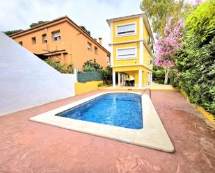 Piscina de Casa o xalet en venda en Moncada amb Aire condicionat, Calefacció i Jardí privat