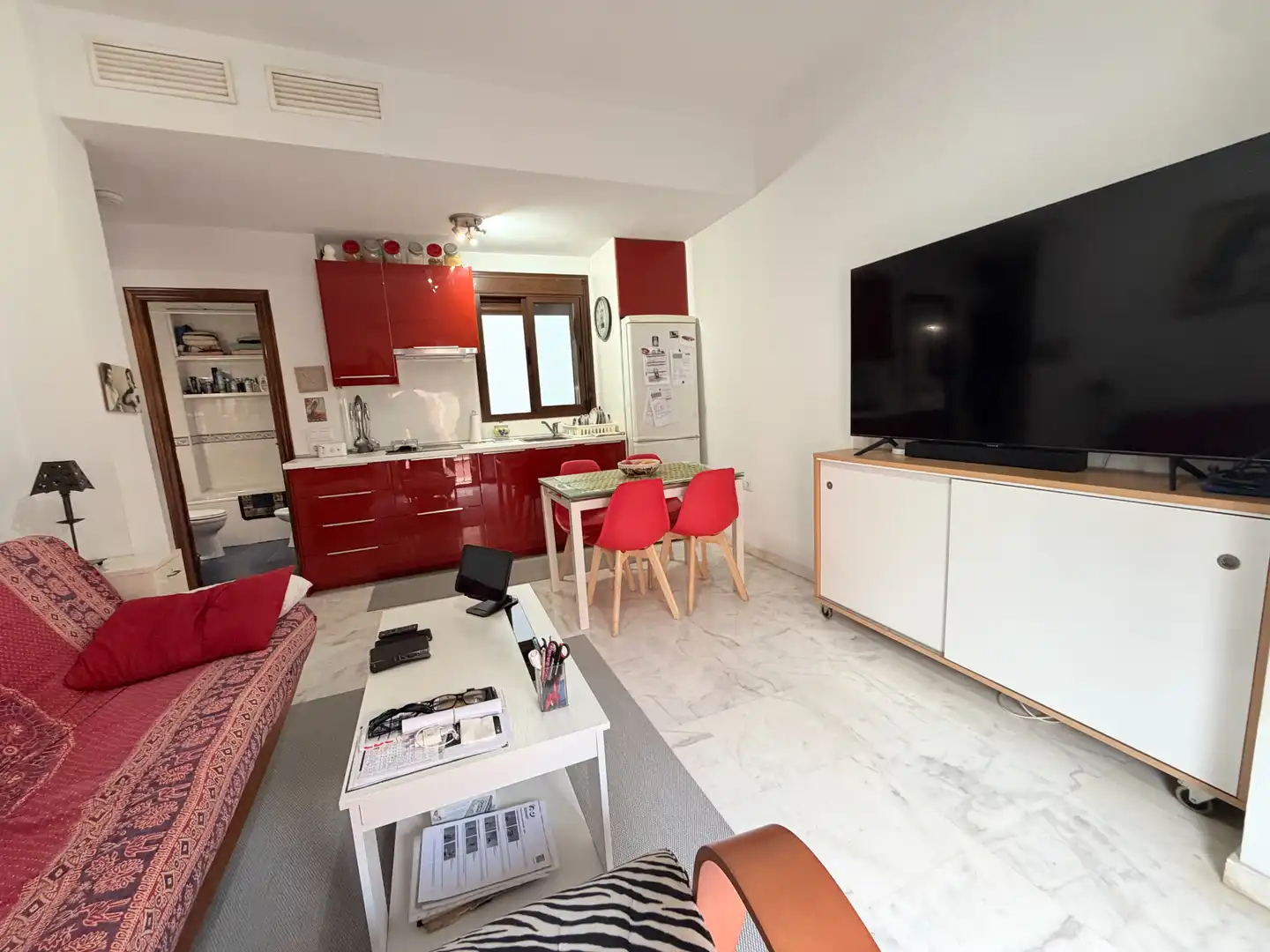 Sala d'estar de Àtic en venda en Casco Antiguo