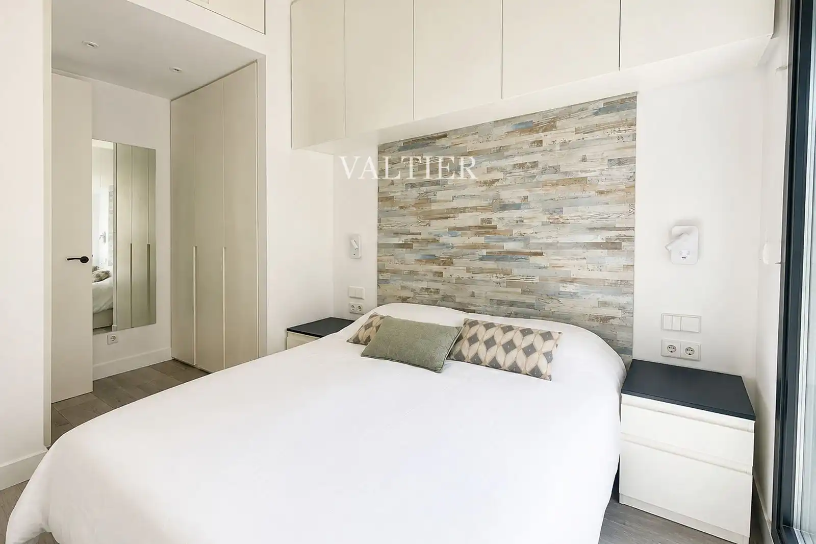 Bedroom of Flat for rent in Madrid  with Air Conditioner and Furnished