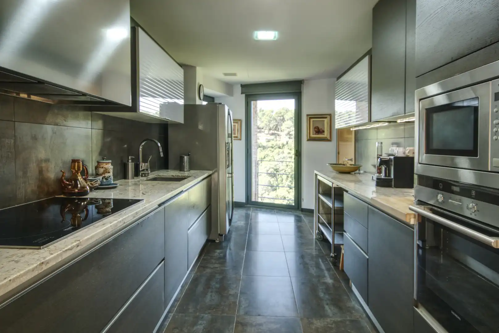 Küche von Haus oder Chalet zum Verkauf in Sant Cugat del Vallès mit Klimaanlage, Heizung und Privatgarten